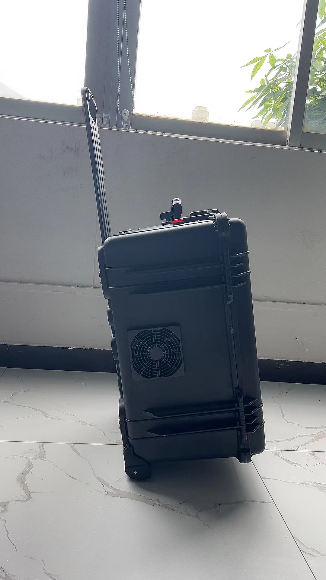肥东手拉箱型移动通信干扰器